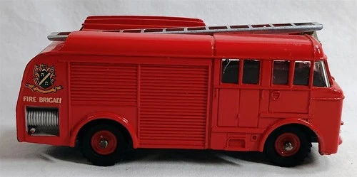 Vintage Dinky Toys Fire Engine Meccano Ltd England Truck