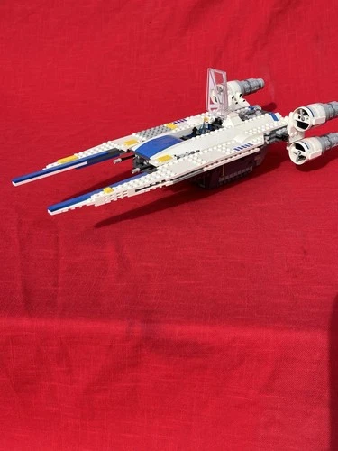LEGO Star Wars: Rebel U-Wing Fighter (75155) W 1 Minifigure As Pictured