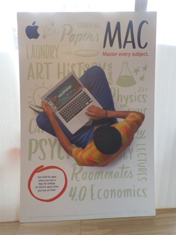 ITHistory (2010s) APPLE POSTER   "Mac Master Every Subject" (Foam/ 2 Sections