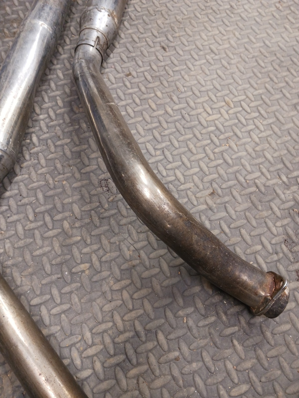 STOCK HARLEY SHOVELHEAD EXHAUST PIPES WITH MUFFLERS FOR 19711978 FX