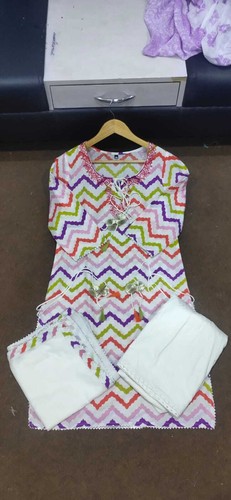 Indian Bollywood Ethnic New Fashio Women Lahriya style Kurta with paint dupatta - Picture 2 of 5