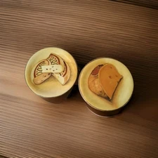 2 Williams Sonoma Fromage Cheese Appetizer Plate Bread Decor Snack Made In Italy