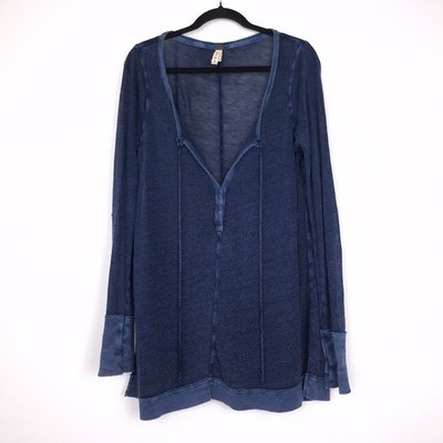 We The Free size M Affogato Hacci Top linen blend henley tunic tee coastal blue
