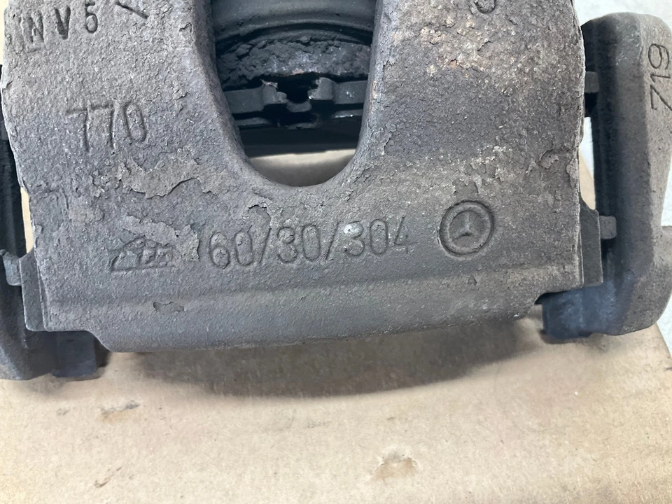 03-09 梅赛德斯-奔驰 E350 W211 AWD 前左右制动卡钳 原始设备制造商 — 第 3/4 张图片