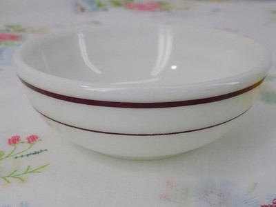 (1)  Vintage Pyrex Tableware By Corning Bowl 705-28, Milkglass w/ Brown Stripe