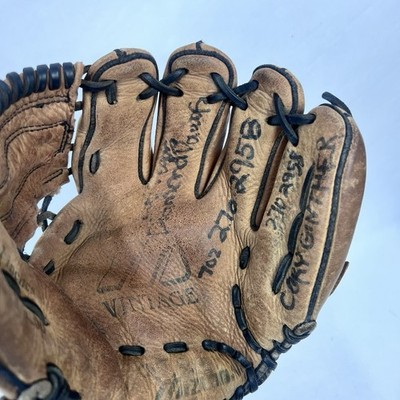 Mizuno MVT 1100 Vintage Professional Model 11” Baseball Glove RHT
