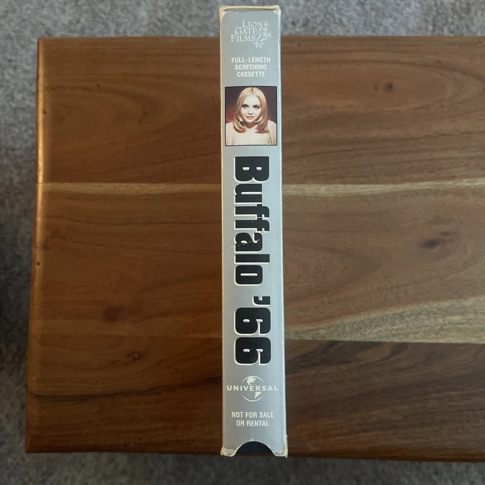 Buffalo ‘66 VHS 1998 Christina Ricci Vincent Gallo Cult Screener copy - Imagem 2 de 4