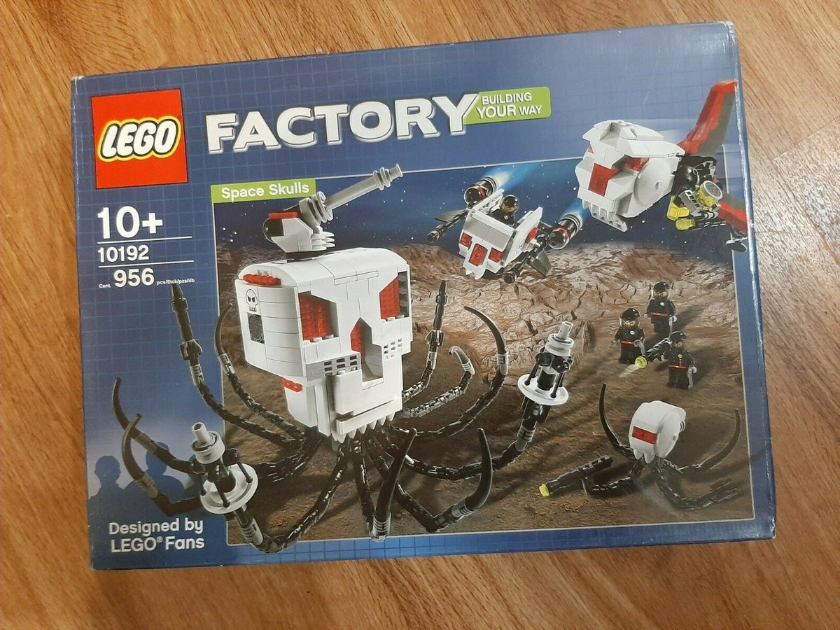 Lego Factory 10192 Space Skulls 956 pieces Never Opened | eBay