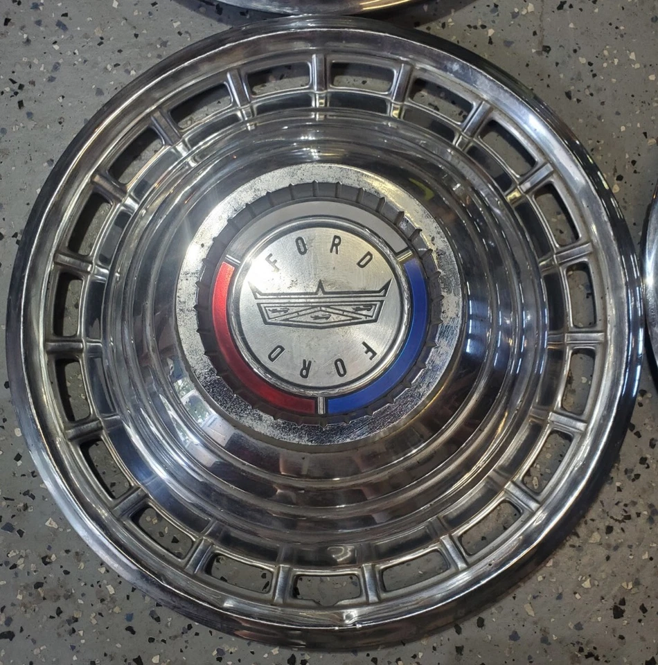 Ford Galaxy 1963 cubierta de rueda cubierta de rueda tapacubos juego OEM 63 Foto 4 de 4