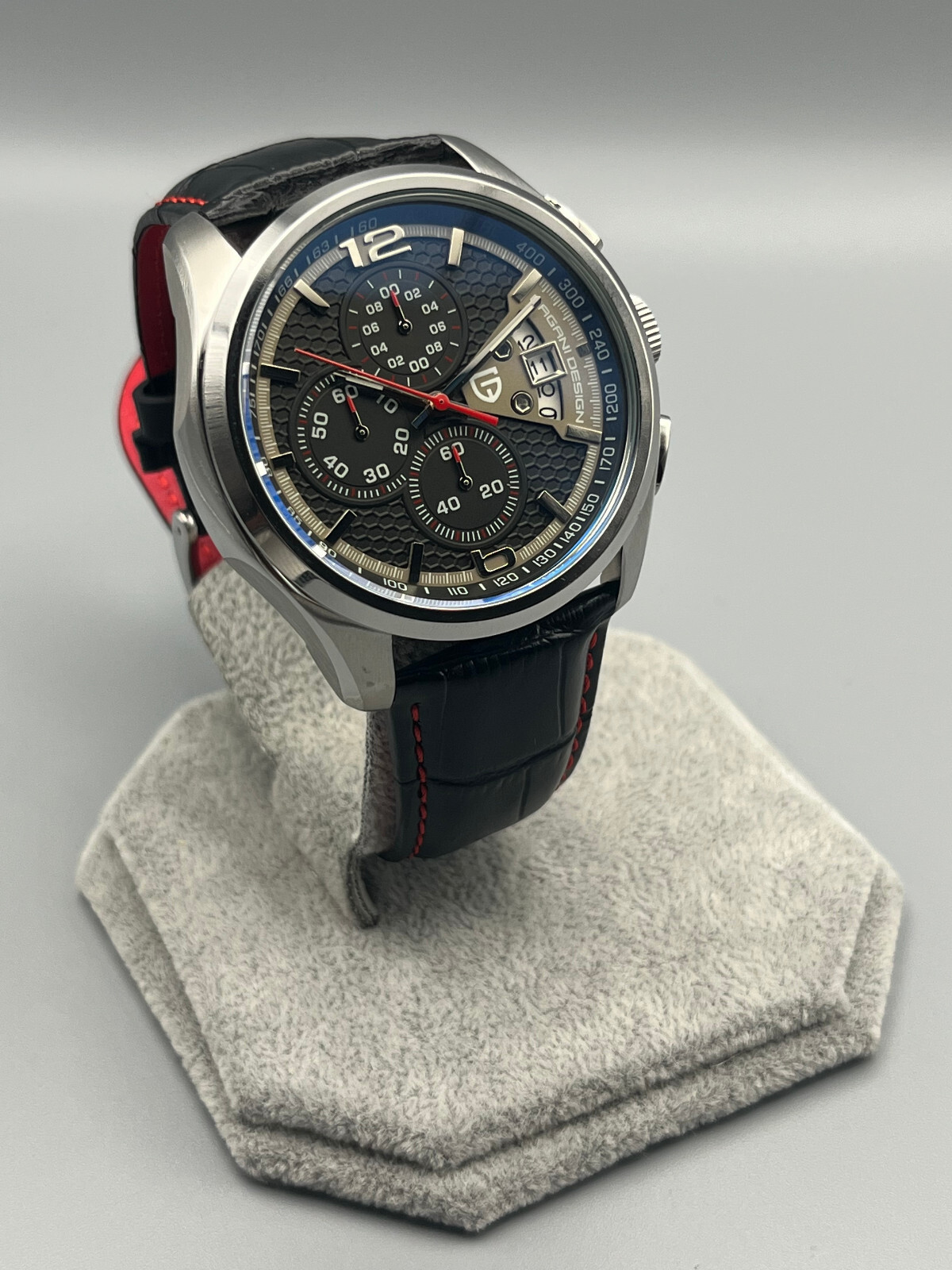 Foto 18 di 22
