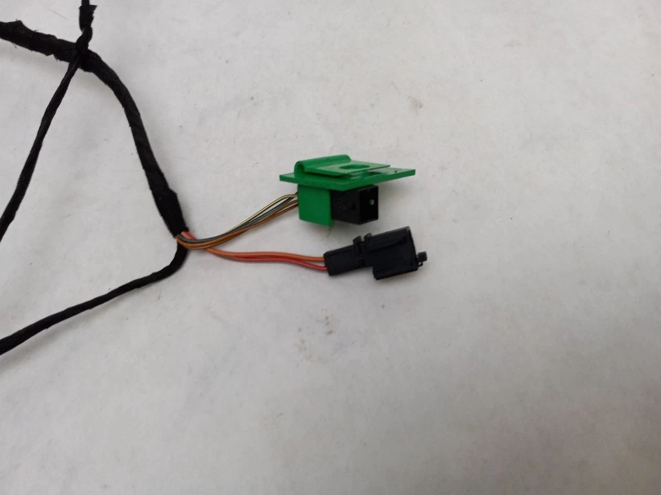 ARNÉS DE CABLES TAPA MALETERO para VOLKSWAGEN JETTA 2008-2010 OEM 1K5971147 Foto 2 de 4