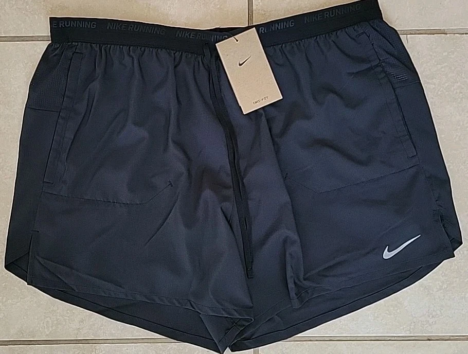 Nike Stride 2-in-1 5" Running Shorts Men's XL $65 NWT FN2992-010 Lined Black
Opens in a new window o