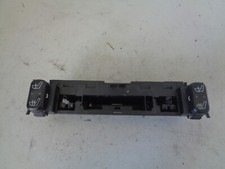 Mercedes Benz E-Klasse W210 "95-02 Schalter Sitzheizung 2108200151