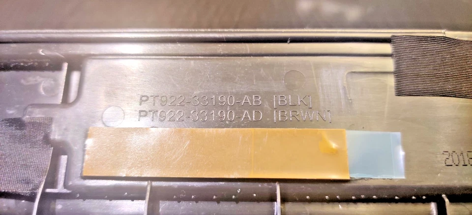 Lexus ES350 2019-25 Genuine OEM Illuminated Front Door Sills 2pc Set BLK+WHT LED - Image 4 of 4