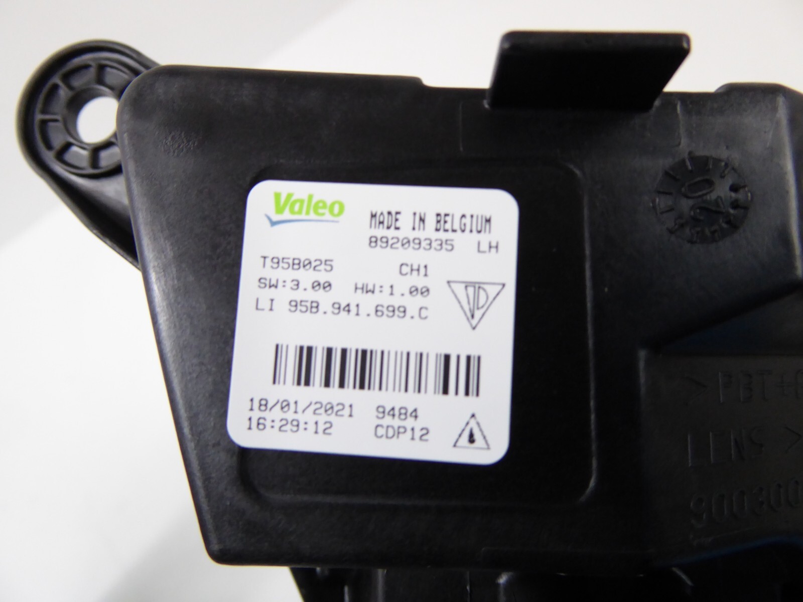 Porsche Macan 95b Halogen LED links 95b941699 C online kaufen | eBay