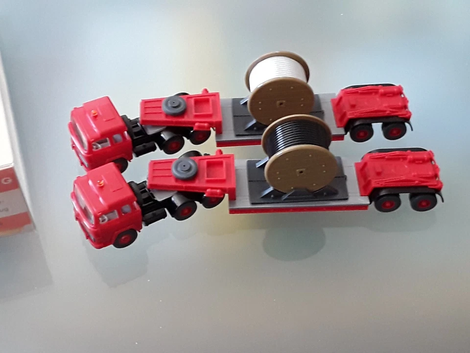 Wiking 1/87 Magirus 235 Tiefladezug VDK rot - zwei Serienvarianten - Konvolut - Bild 2 von 3