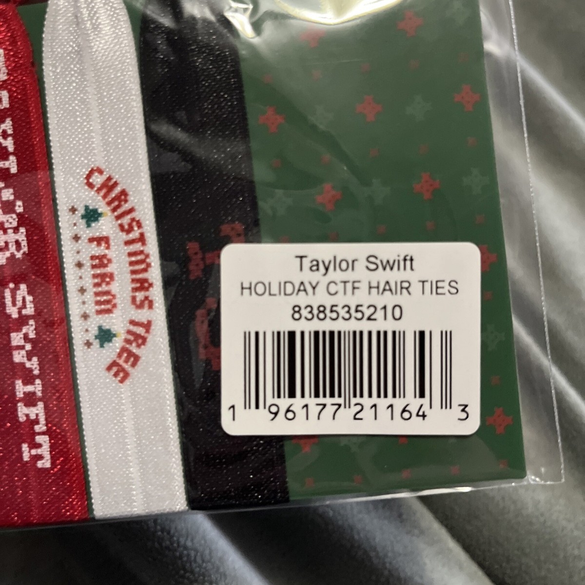 Taylor Swift Christmas Tree Farm Hair Ties Set Holiday  display picture 3