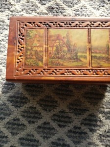 Vintage Cedar Chest 10.3/4" x 6" X 5" Beautiful Murel Top.