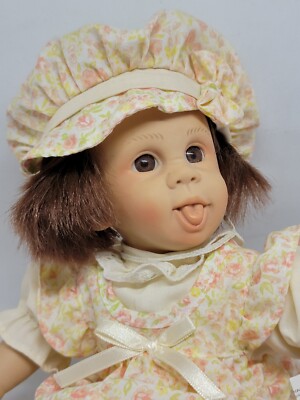 China Gi-Go Expression Doll Tongue Out Red Hair Soft Body 11'' Original Dress NWT