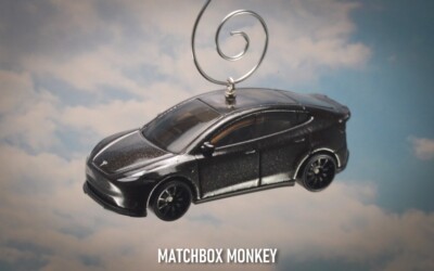 2023 Black Tesla Model Y Electric SUV Crossover Car Christmas Ornament Elon Musk