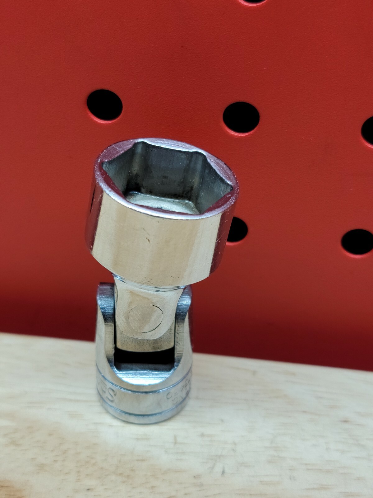 Snap-on Tools FS24 3/4" 6 Point 3/8" Drive Swivel Universal Flex Shallow Socket