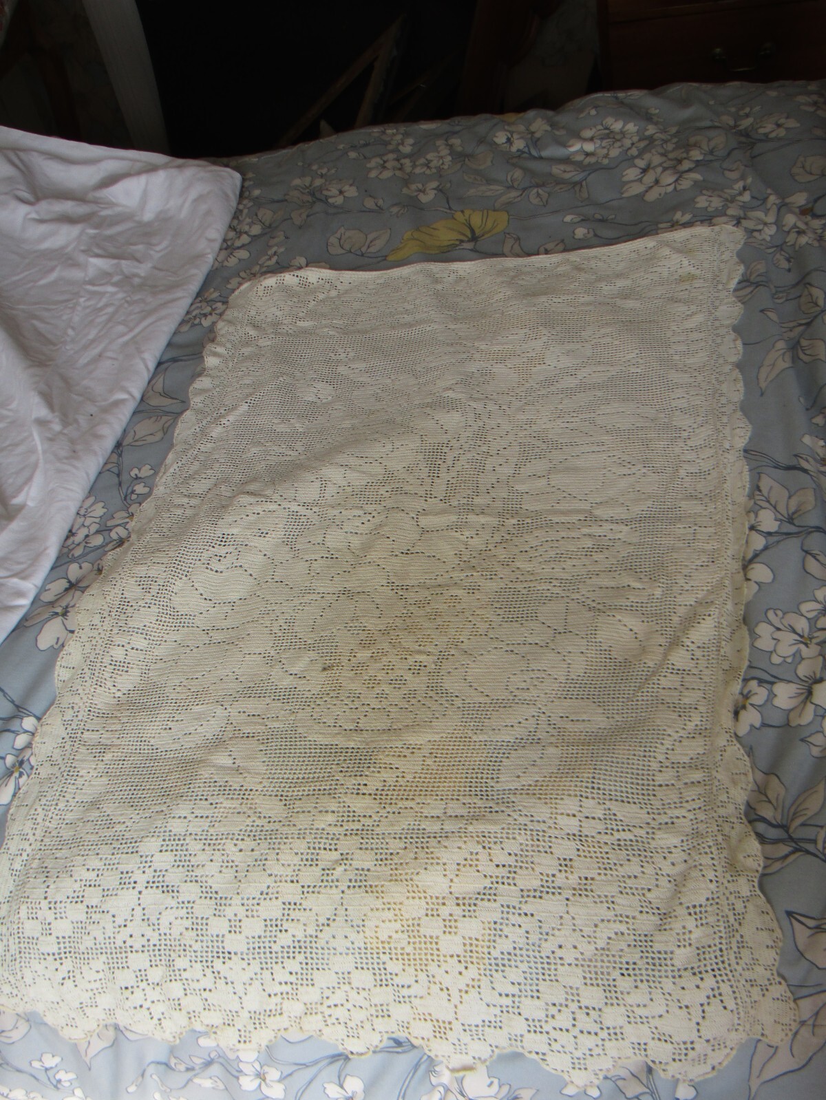 Picture 1 of 8