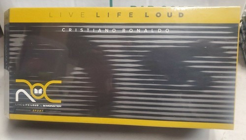 Cristiano Ronaldo ROC Live Life Loud-Back-Float By Monster Cable Special Edition - Picture 2 of 3