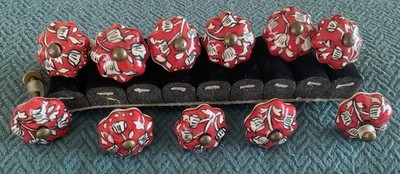 Black/Red/White  Ceramic Drawer Pull Knobs, Set Of 11 Flower