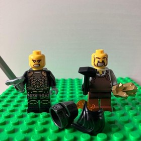 LEGO 6918 Blacksmith Attack Castle Kingdoms 2011 Minifigures