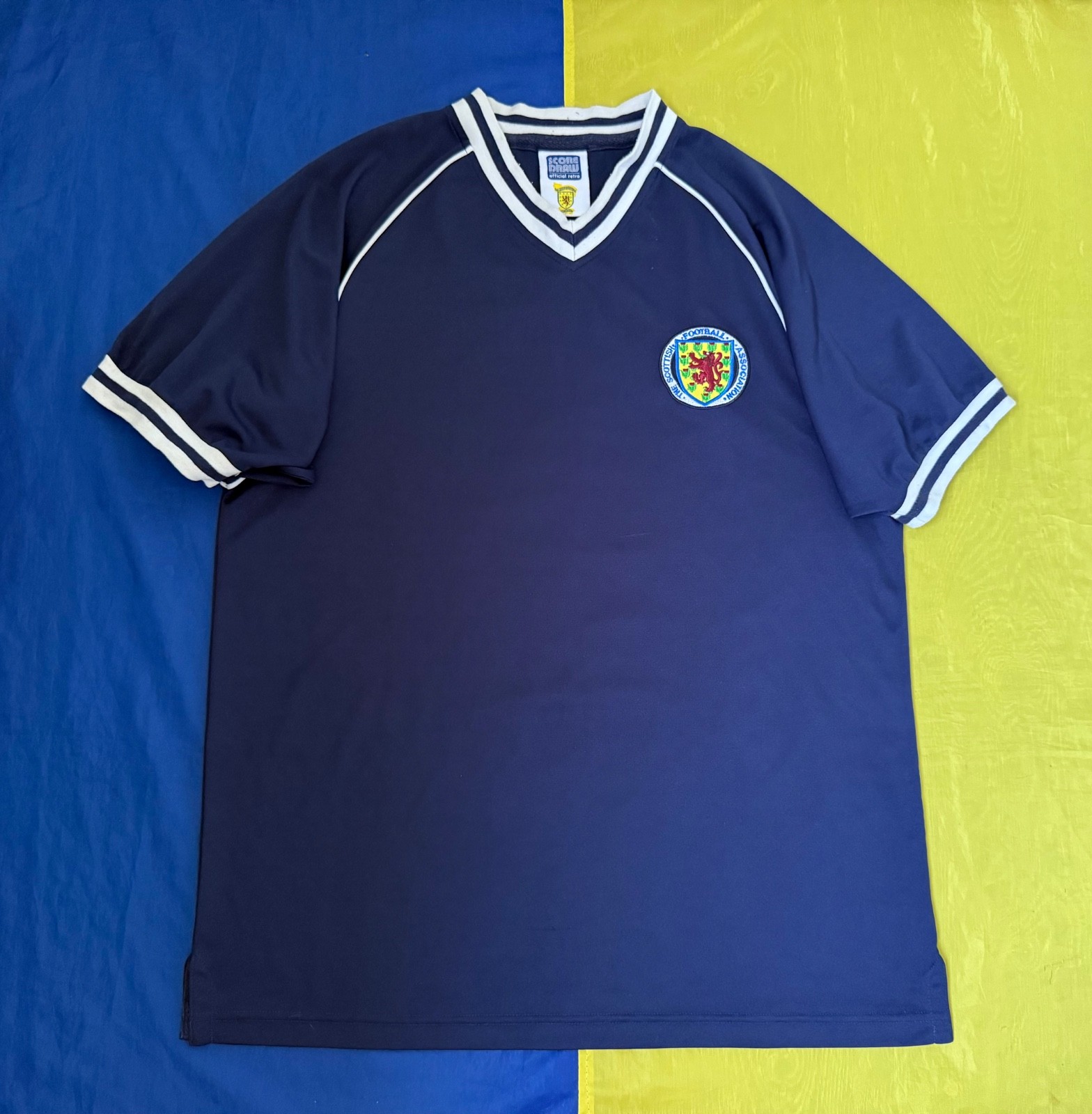 SCOTLAND NATIONAL TEAM F.I.F.A WORLD CUP 1982 RETRO SOCCER JERSEY Sz. M