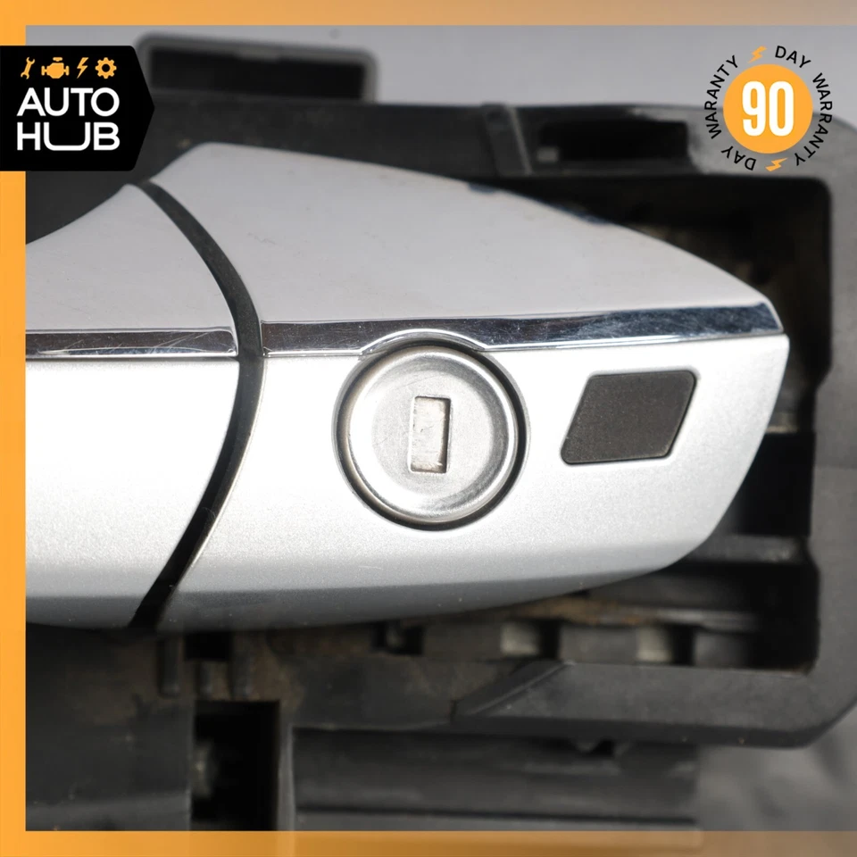 07-13 Mercedes W221 S63 AMG S400 Manija de puerta exterior delantera izquierda sin llave Go OEM Foto 2 de 4