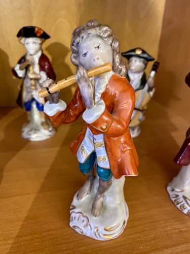 7 Porzellanfiguren Sitzendorf Affenkapelle Sammelstücke Porzellan Figuren Affen - Bild 5 von 12