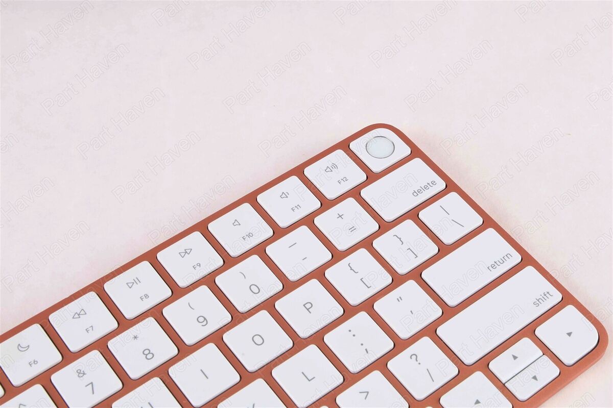 Apple Magic Keyboard 2 W/Touch ID + Magic Mouse Combo in Apple Magic Keyboard 2 W/Touch ID + Magic Mouse Combo in