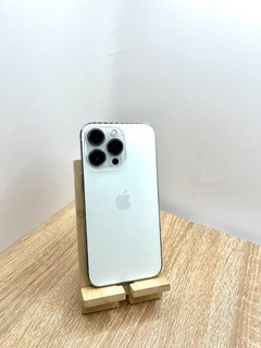 Apple iPhone 13 Pro – Silver – 128GB – Unlocked – Very Good Condition