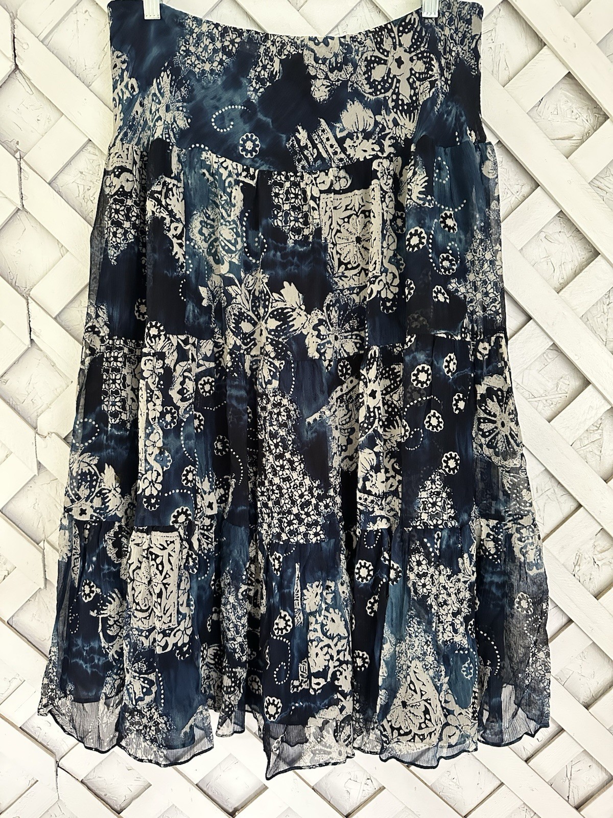 Lauren Ralph Lauren 100% Silk Midi Skirt Blue Lined Boho Old Money Flowy Large