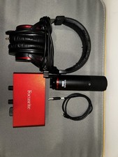 Focusrite Scarlett Solo Studio Bundle Interface Mic Headphones Clip USB Cable