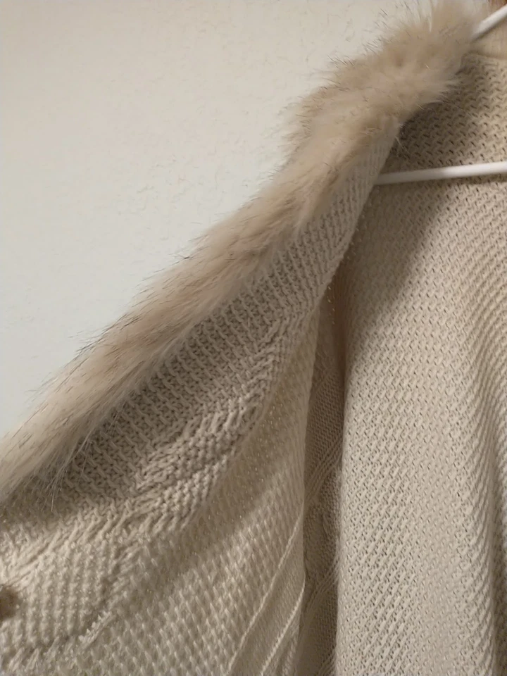 NWT Pia Rossini Almond Colored Wrap With Faux Fur Trim One Size - Image 3 of 4