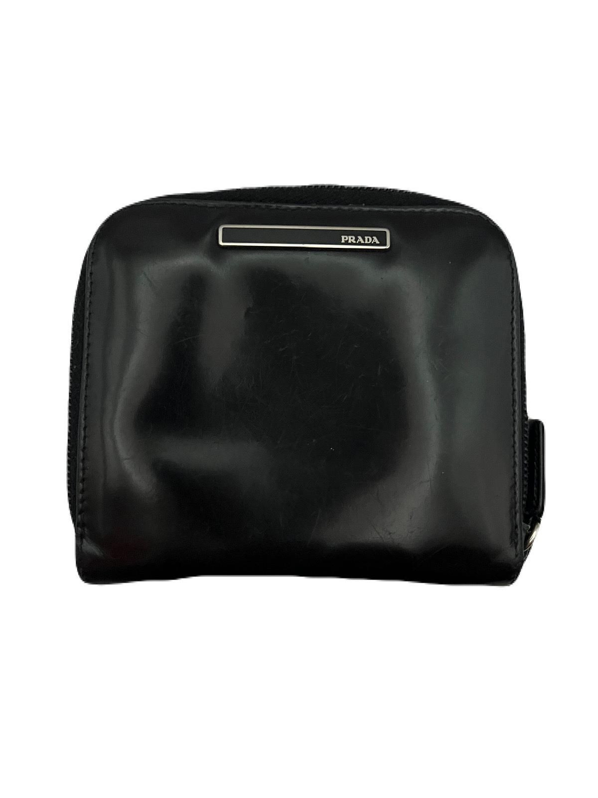 Prada Black Patent Leather Wallet Pre-Owned E1018-13