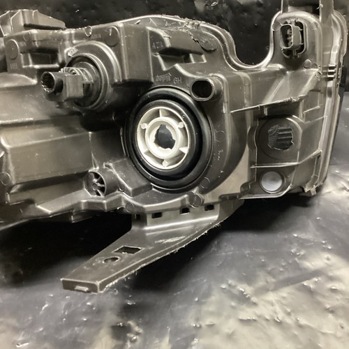 2016-2022 JEEP GRAND CHEROKEE WK RIGHT PASSENGER RH HEADLIGHT HALOGEN BLACK OEM - Picture 13 of 19