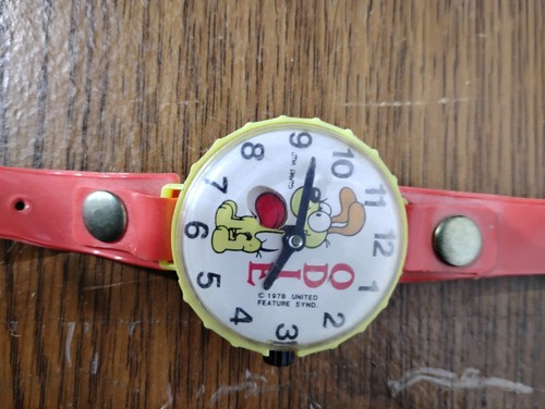 Reloj Odie Garfield 1978 lengua meneante móvil Jim Davis Works contenedor animado 8 - Imagen 3 de 5