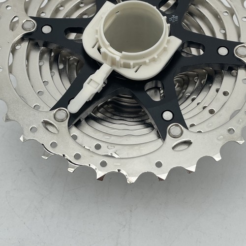 Shimano CS-HG700 105 11-Speed 11/34T Cassette - Silver - Picture 10 of 10