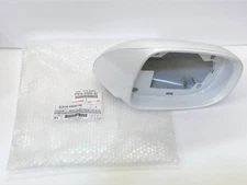 LEXUS OEM PASSENGER SIDE OUTER MIRROR COVER 2007 ES350 (077 STARFIRE PEARL)