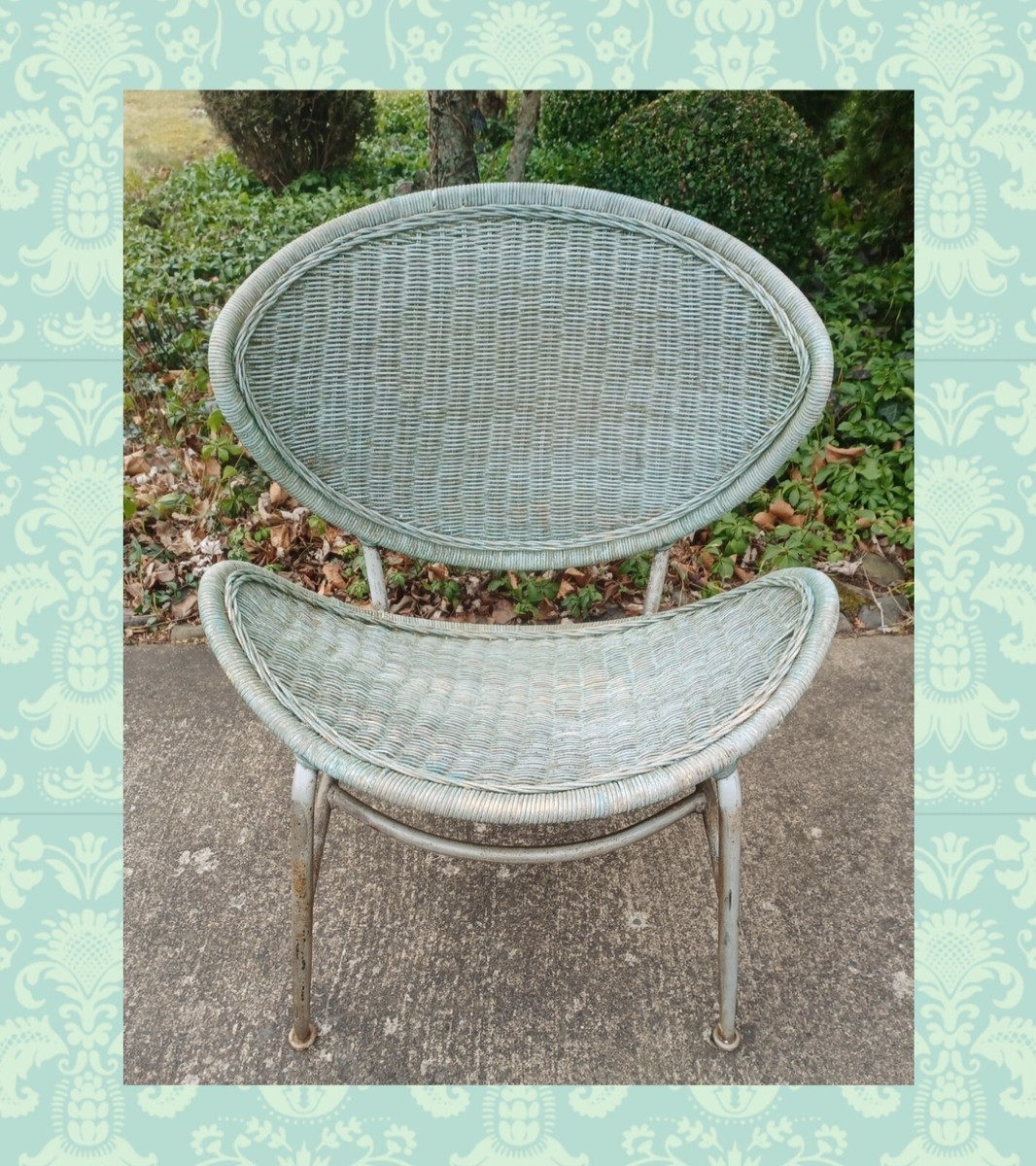 Vintage Mid Century Salterini Style Wicker Clam Shell, Slice, Orbit, Radar  Chair