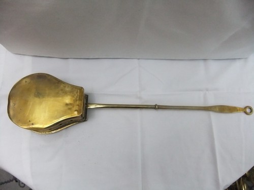 Antiker durchbohrter Messing Kastanienbräter Wandbehang Länge 55 cm Pfanne 11 x 15 cm - Bild 9 von 10