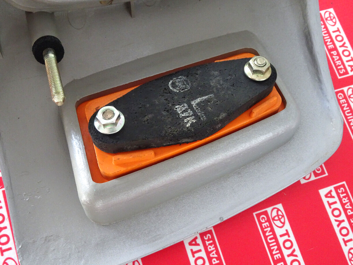 1970 1971 1972 1973 1974 Toyota Corolla KE25 TE25 TE27 Tail Lights