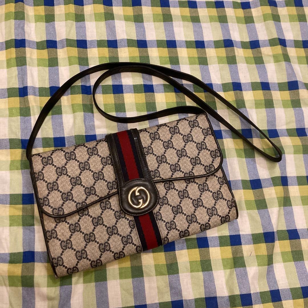 Vintage Gucci Shoulder Bag Clutch Back in Classic Design