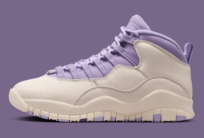 Womens Size 7.5 Nike Air Jordan 10 Retro Basketball Shoes Hydrangeas IQ0388-101
