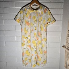 Vtg JCPenney Floral Robe 42 Snap Front Housecoat Duster House Dress Mumu Retro