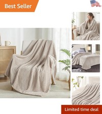 Lightweight Tan Waffle Fleece Throw Blanket - Soft Elegance for All Seasons