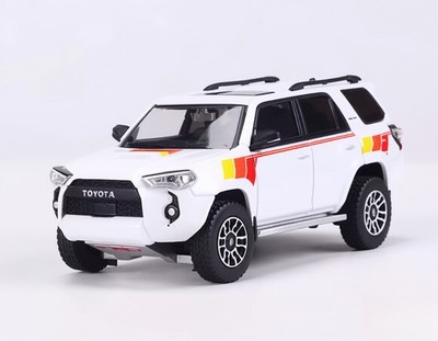 GCD 1/64 - トヨタ・4ランナー TRD PRO GCD 1:64 White 4 Runner TRD PRO SUV Sports Model Diecast Metal Car